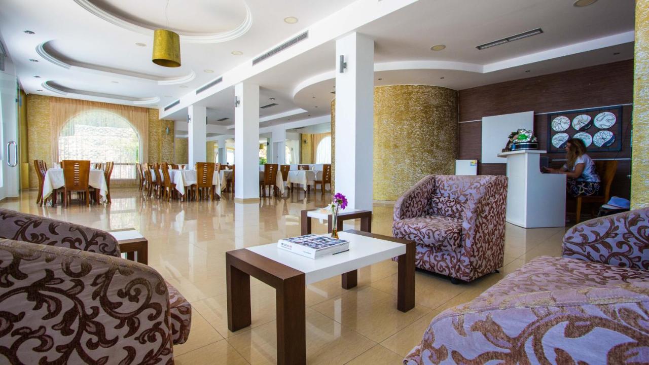 Paradise Lukova Hotel Kültér fotó