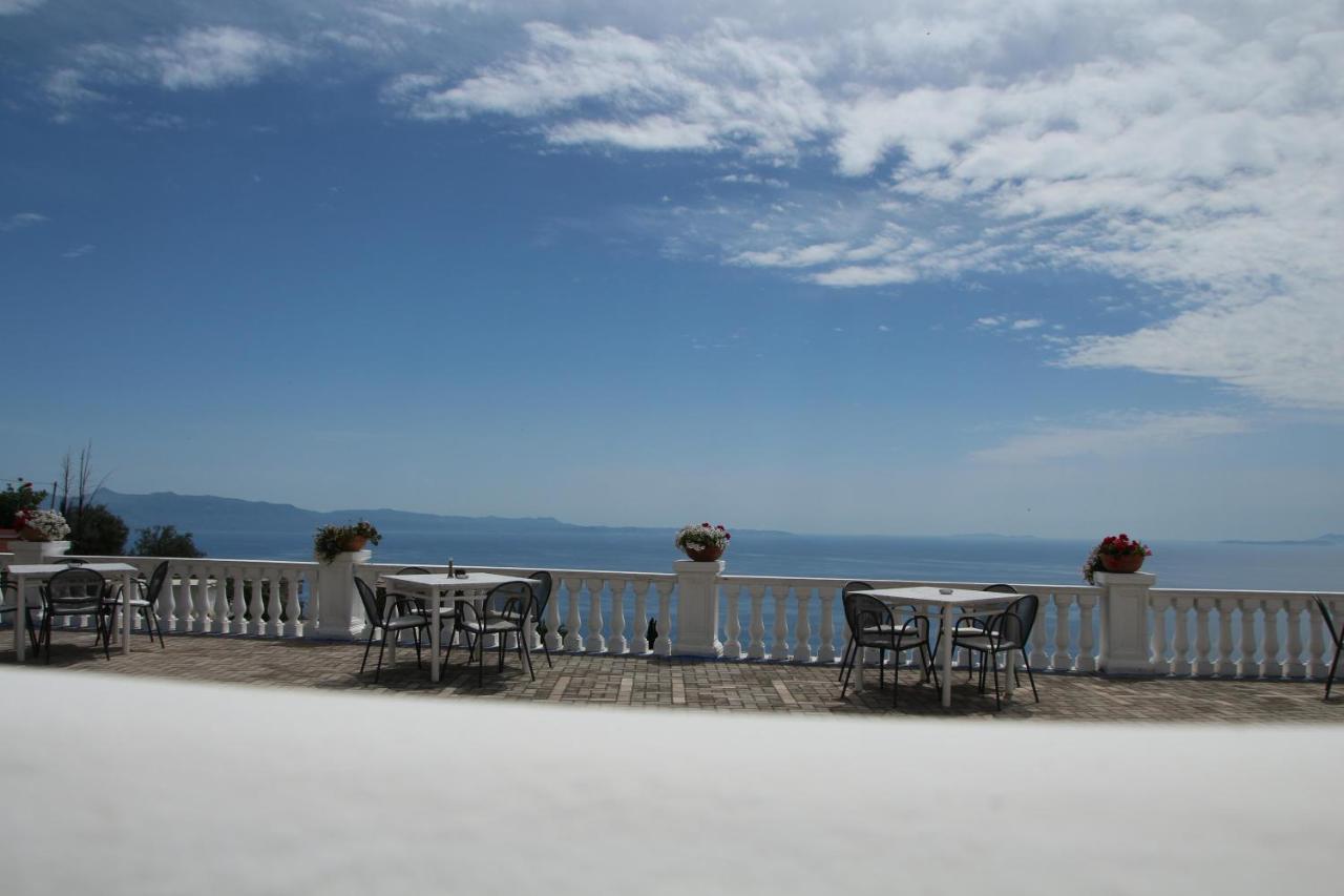 Paradise Lukova Hotel Kültér fotó
