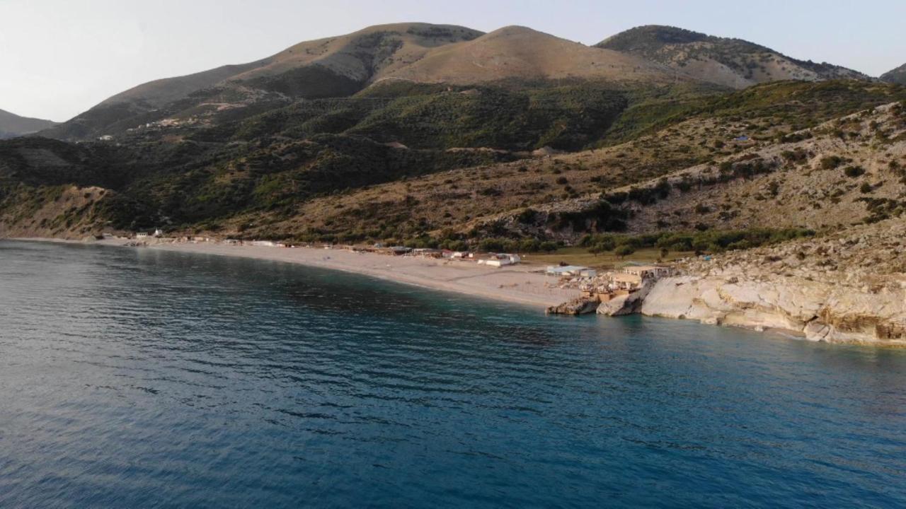 Paradise Lukova Hotel Kültér fotó