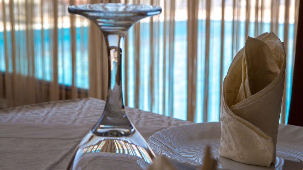 Paradise Lukova Hotel Kültér fotó