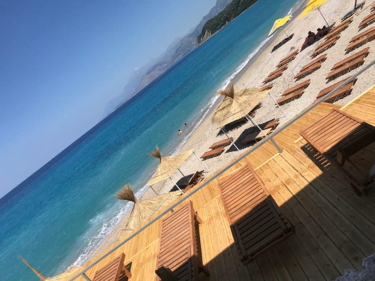 Paradise Lukova Hotel Kültér fotó