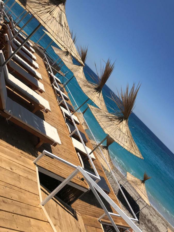 Paradise Lukova Hotel Kültér fotó